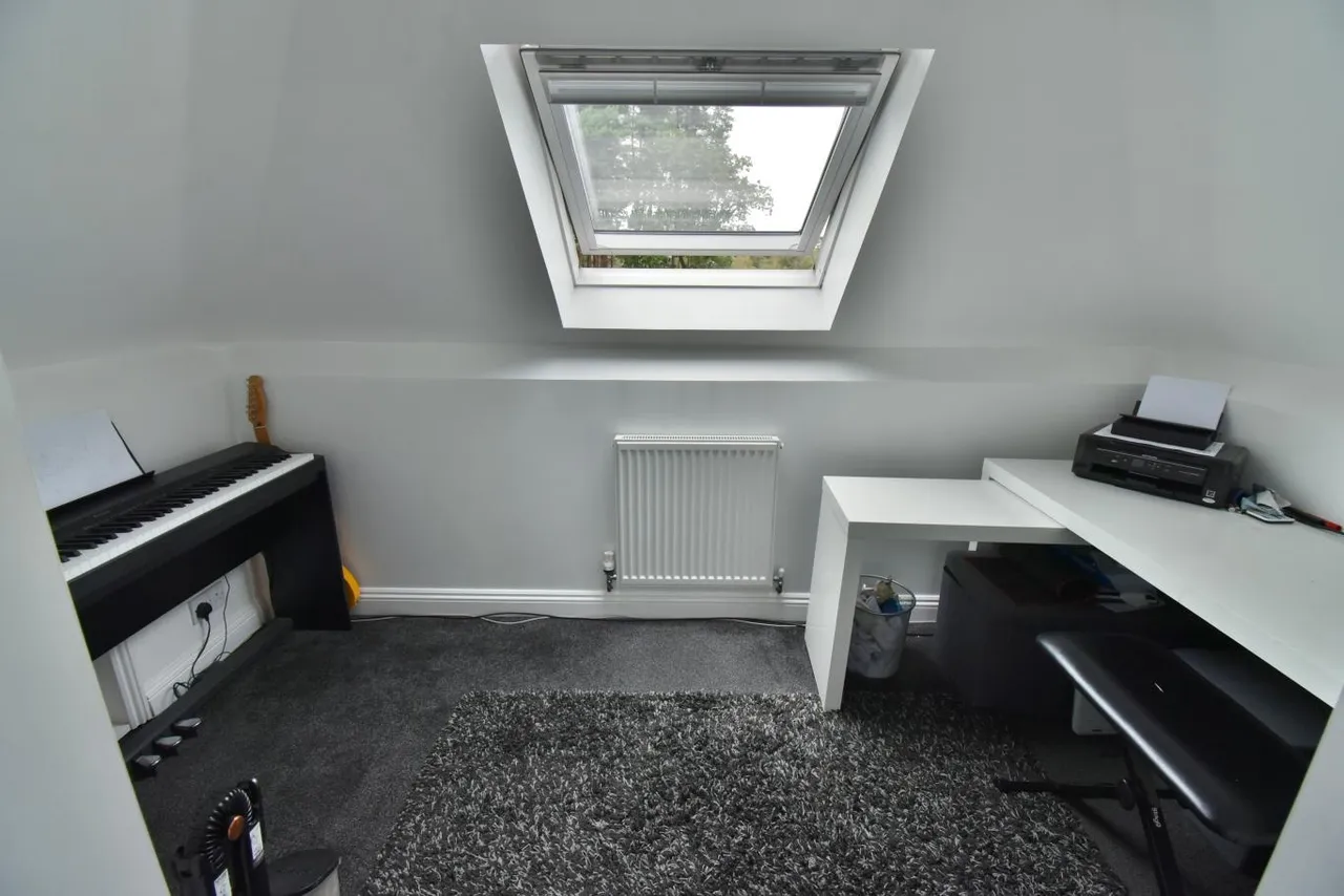 Ringwood Road, BH22, photo 19