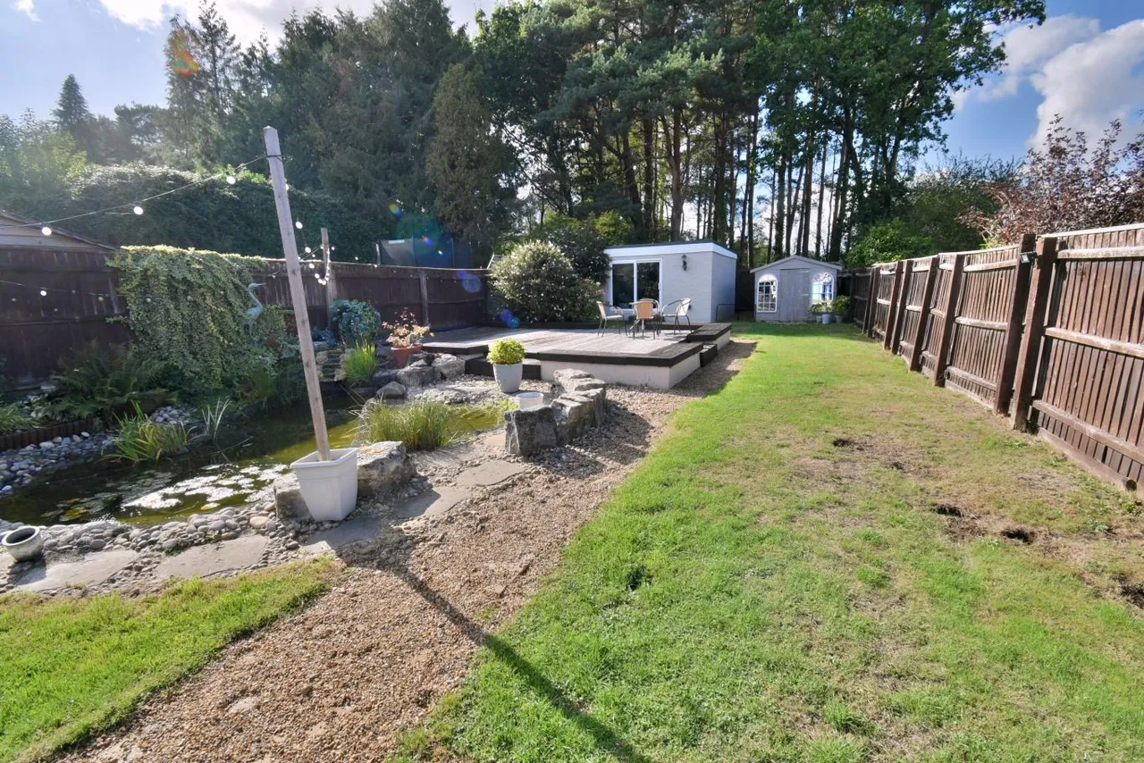 Ringwood Road, BH22, photo 24