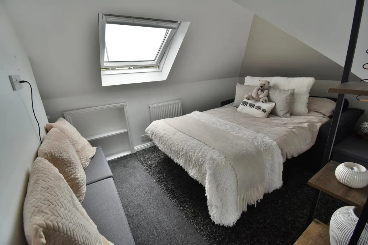 Ringwood Road, BH22, photo 18