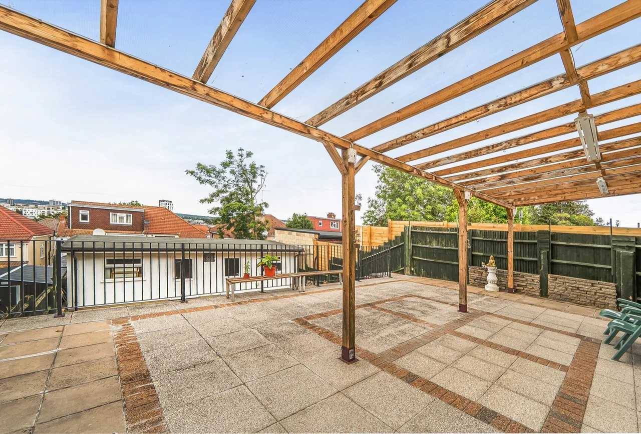 Hay Lane, London, NW9 0NA, photo 7