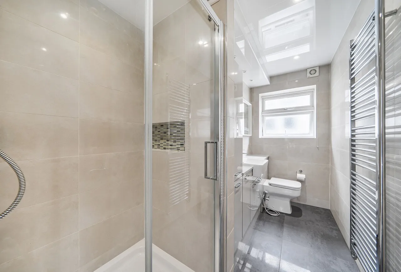 Hay Lane, London, NW9 0NA, photo 15