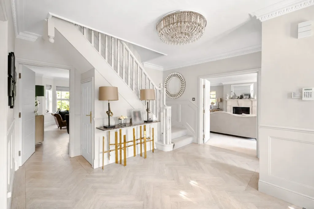 Wetherby ~ Avon Garth, LS22, photo 9