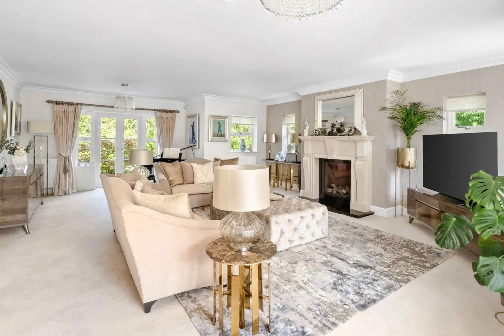 Wetherby ~ Avon Garth, LS22, photo 8
