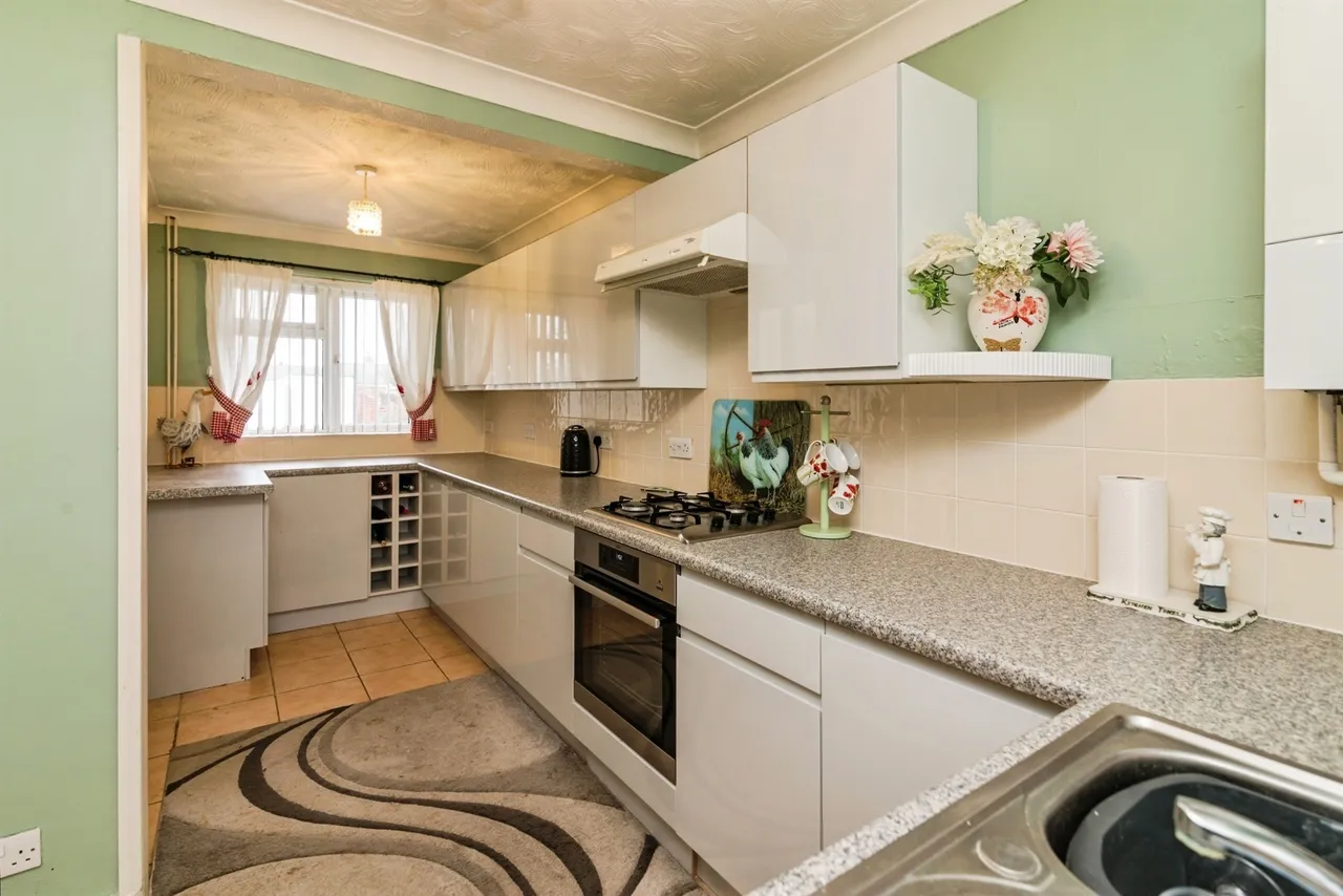 Burnt Hill Way, Lowestoft, photo 3