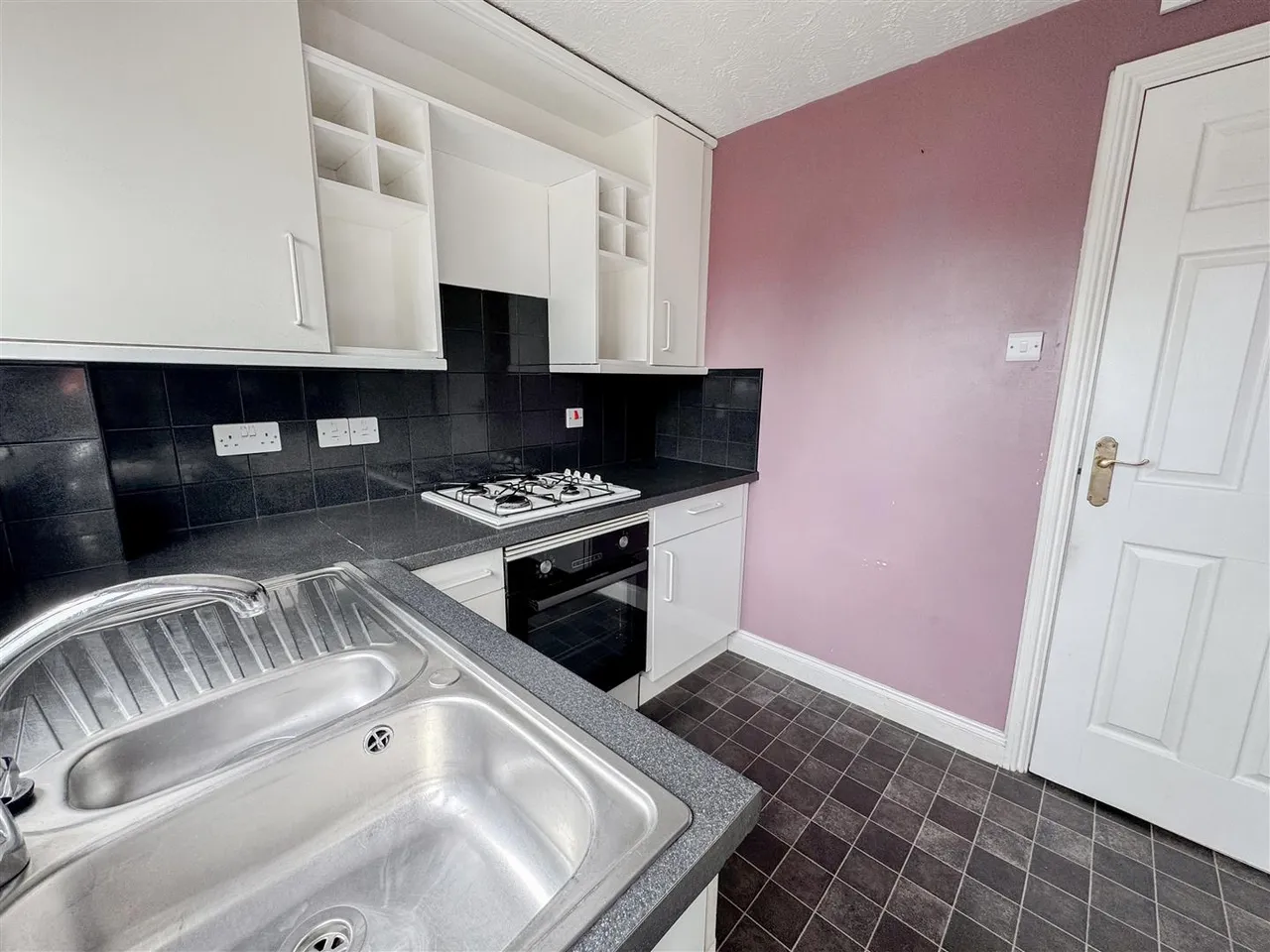 The Meadows, St. Leonards-On-Sea, East Sussex, TN37 7SN, photo 5