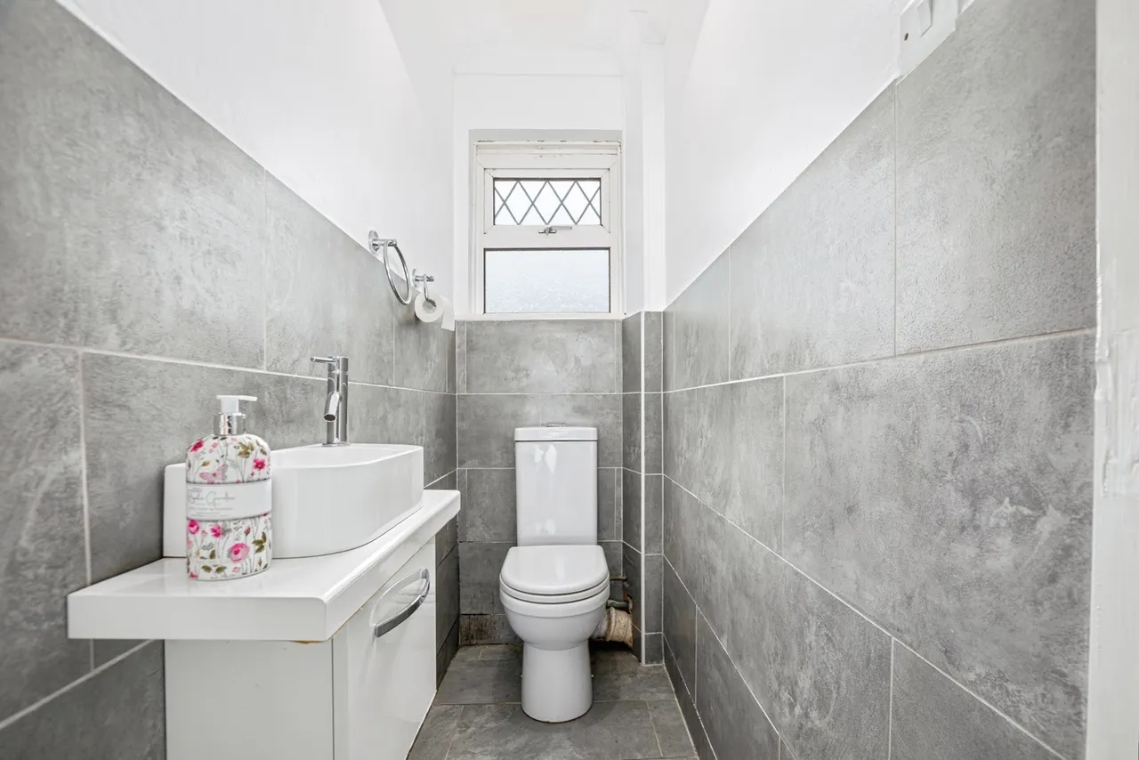 Lampeter, SA48, photo 20