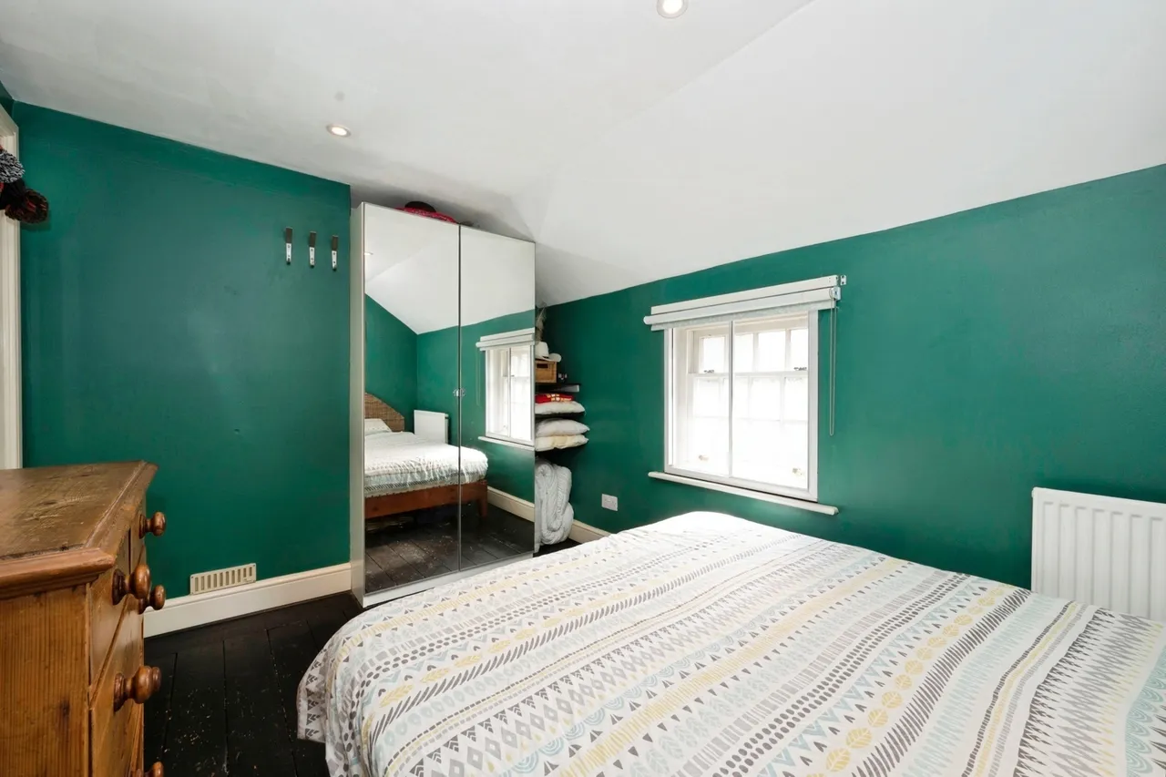 The Street, Farnham, GU10, photo 20