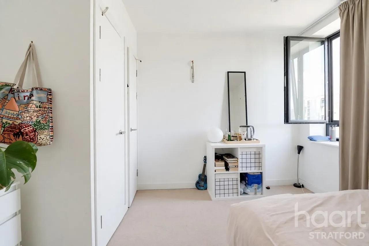 Mirabelle Gardens, Stratford, E20, photo 9