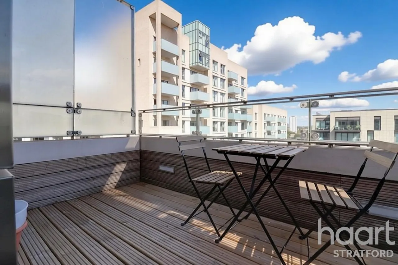 Mirabelle Gardens, Stratford, E20, photo 13