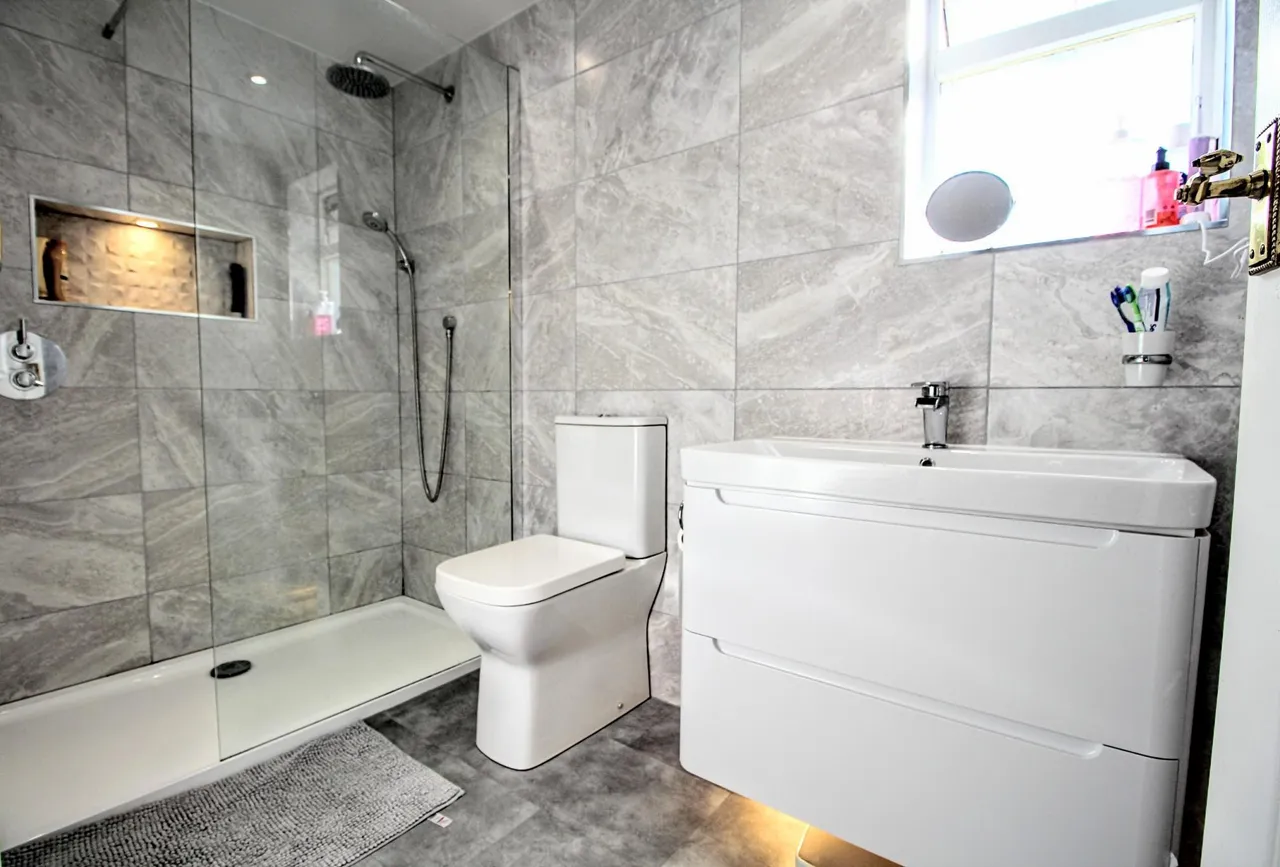 Lewis Wynd, Irvine, KA11, photo 9