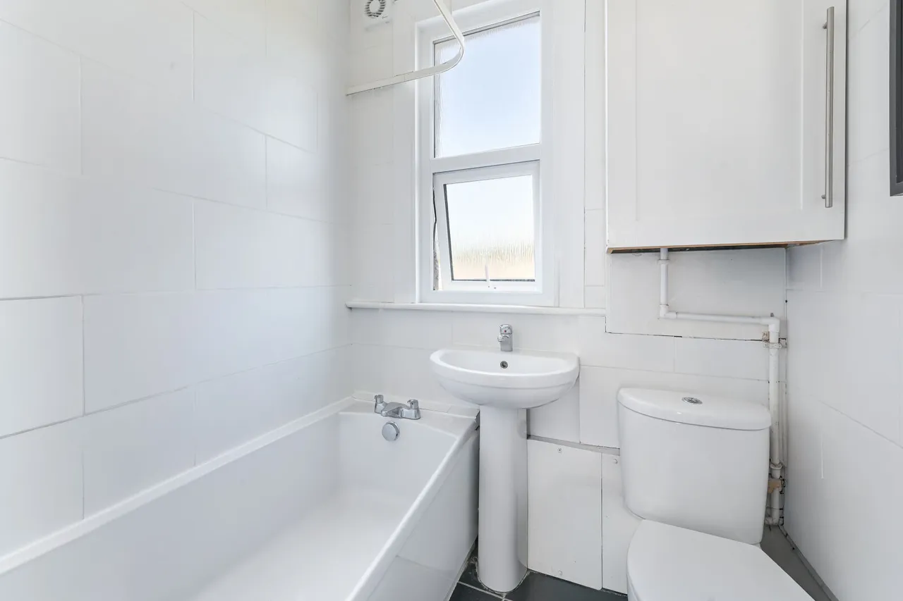 Ashcombe Road, London, SW19, photo 8
