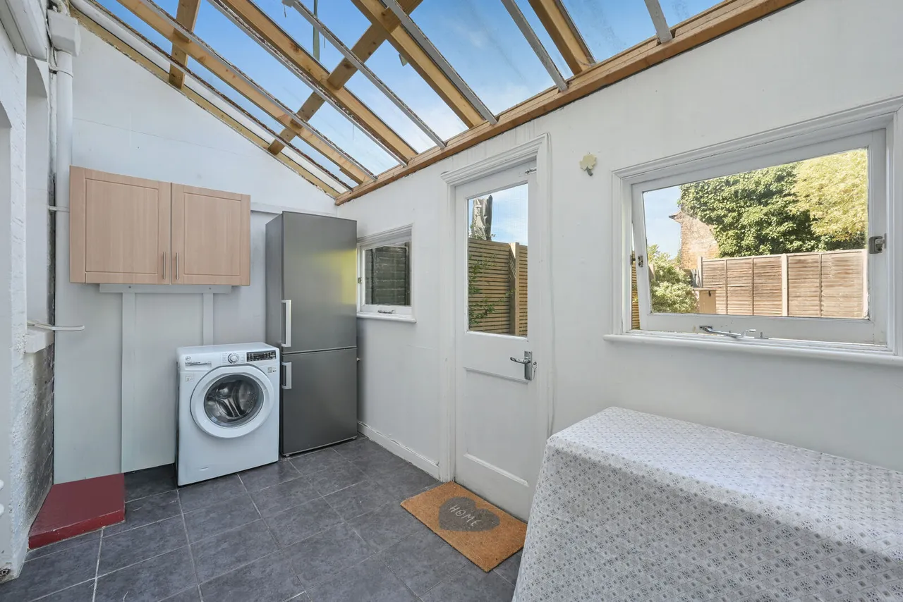 Ashcombe Road, London, SW19, photo 10