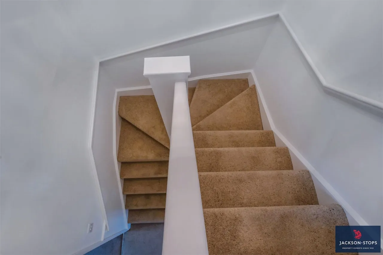 Armstrong Close, Newmarket, CB8, photo 16