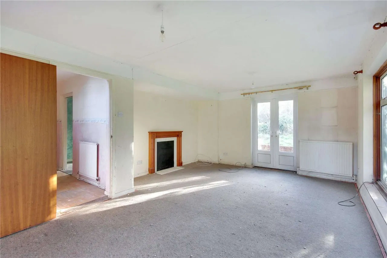 Mill Hill, Edenbridge, Kent, TN8 5DA, photo 3