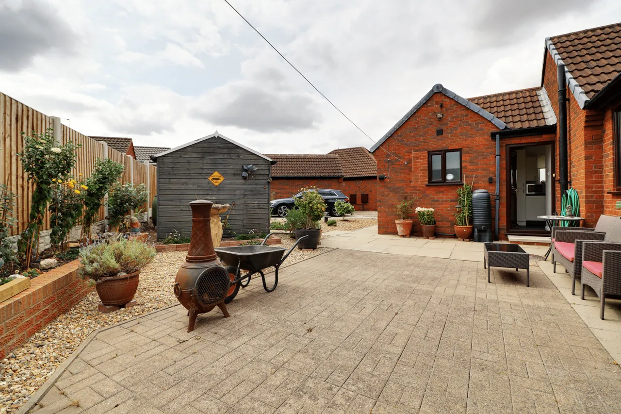 Wesley Close, Epworth, DN9, photo 18