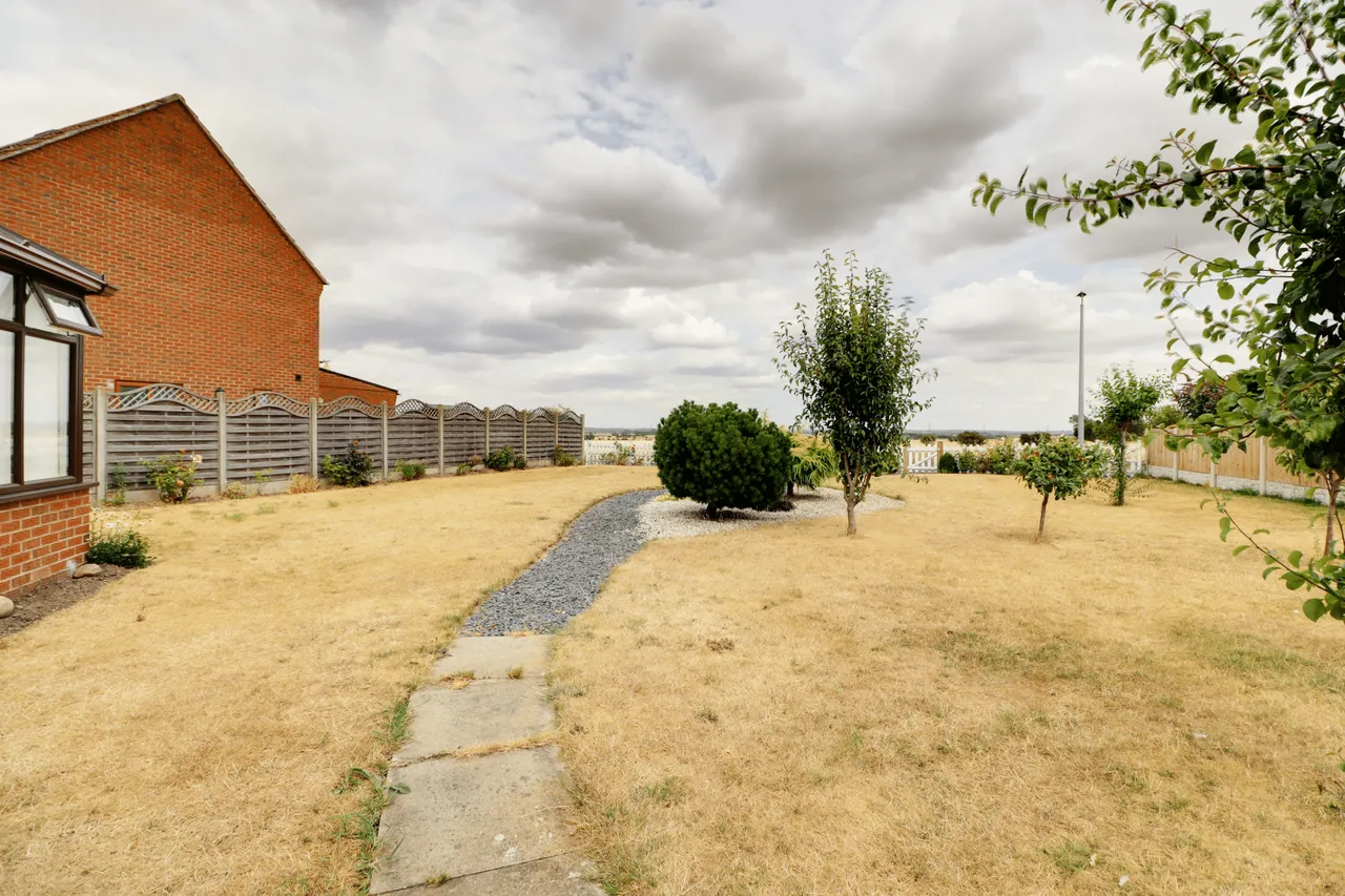 Wesley Close, Epworth, DN9, photo 19