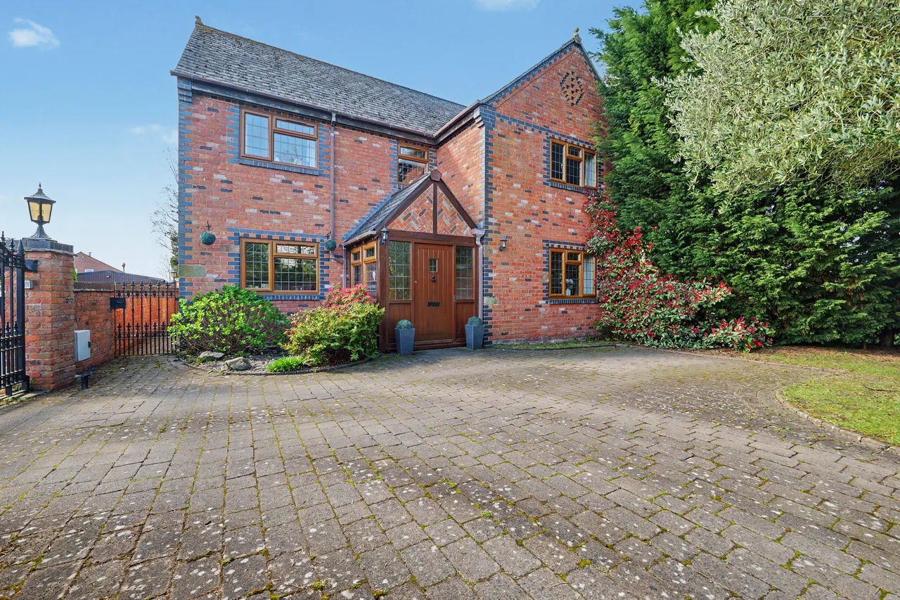 Upper Eastern Green Lane, Coventry, CV5, photo 34