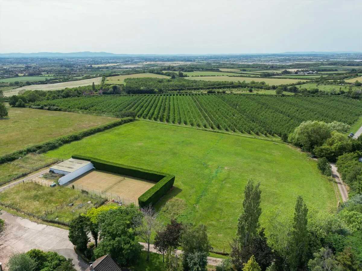 Machine Farm, Hill Furze, WR10, photo 10