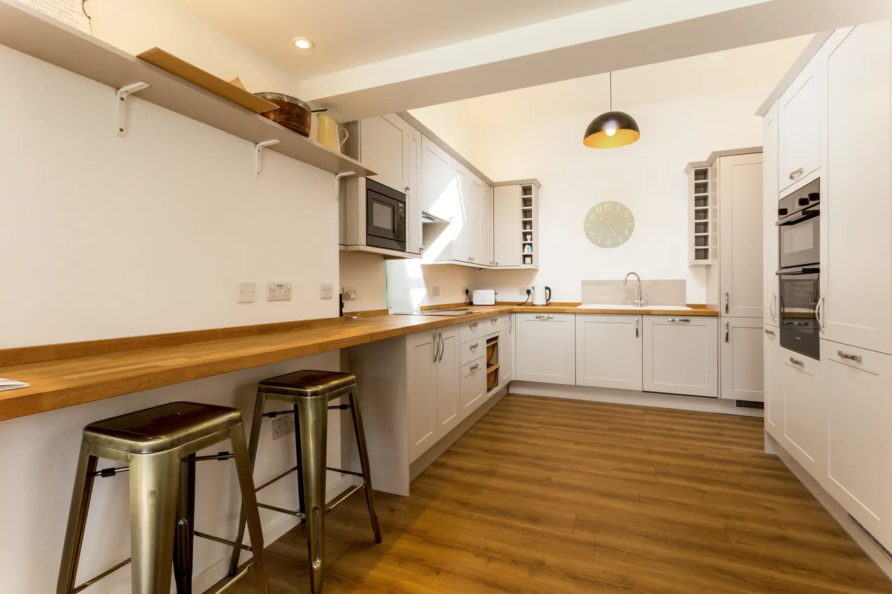 Whitemans Green, Cuckfield, RH17, photo 4
