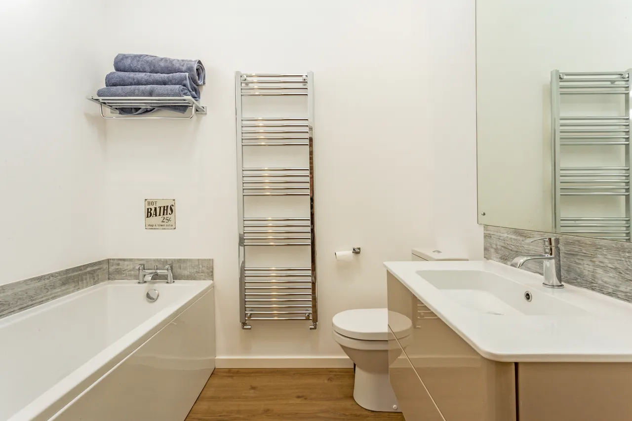 Whitemans Green, Cuckfield, RH17, photo 9
