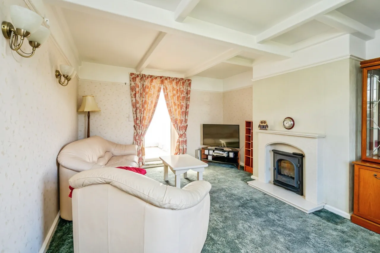 Pound Farm Road, Chichester, PO19, photo 13
