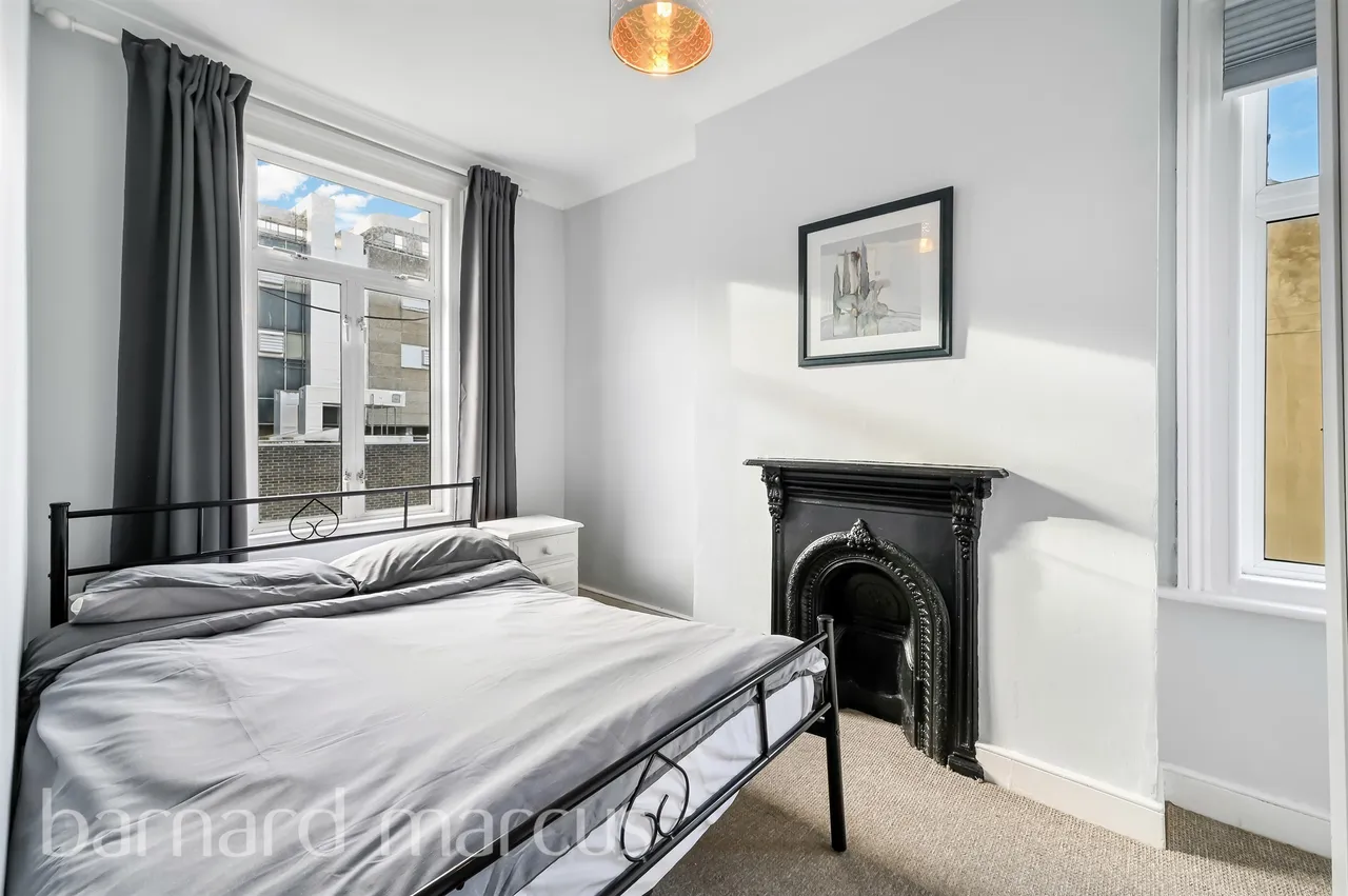 Camborne Road, London, photo 5
