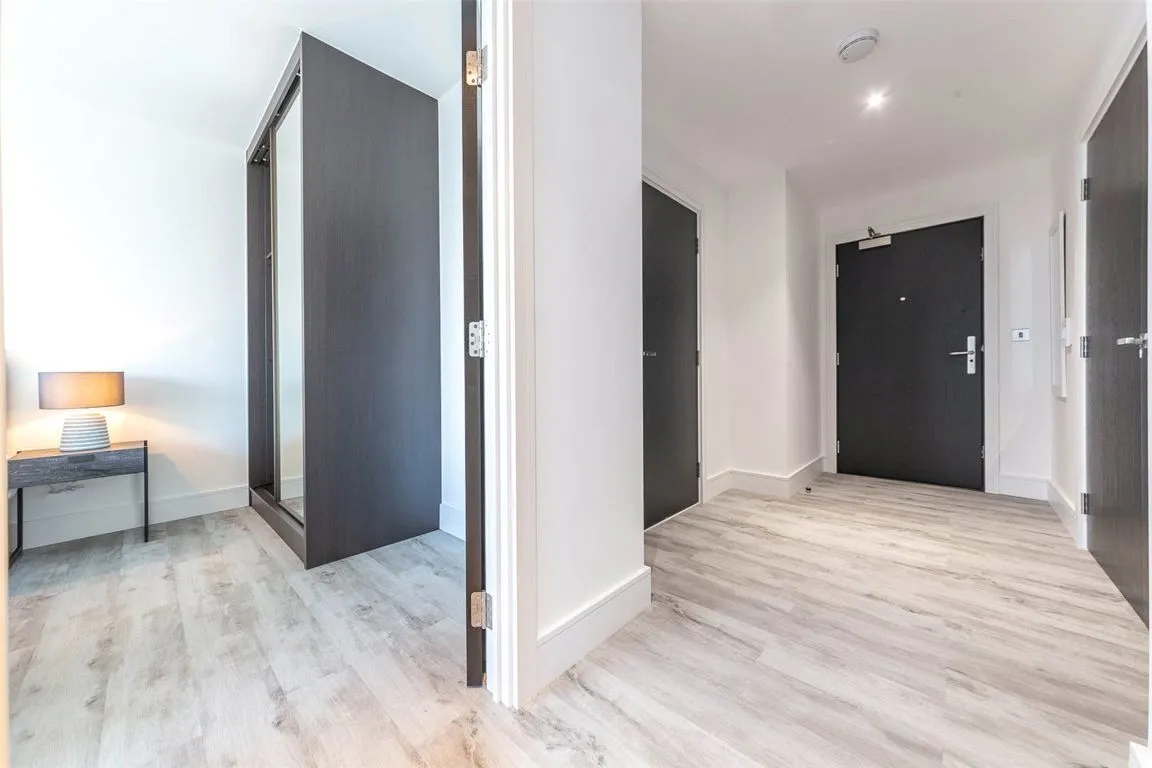 Portal Way, North Acton, photo 6