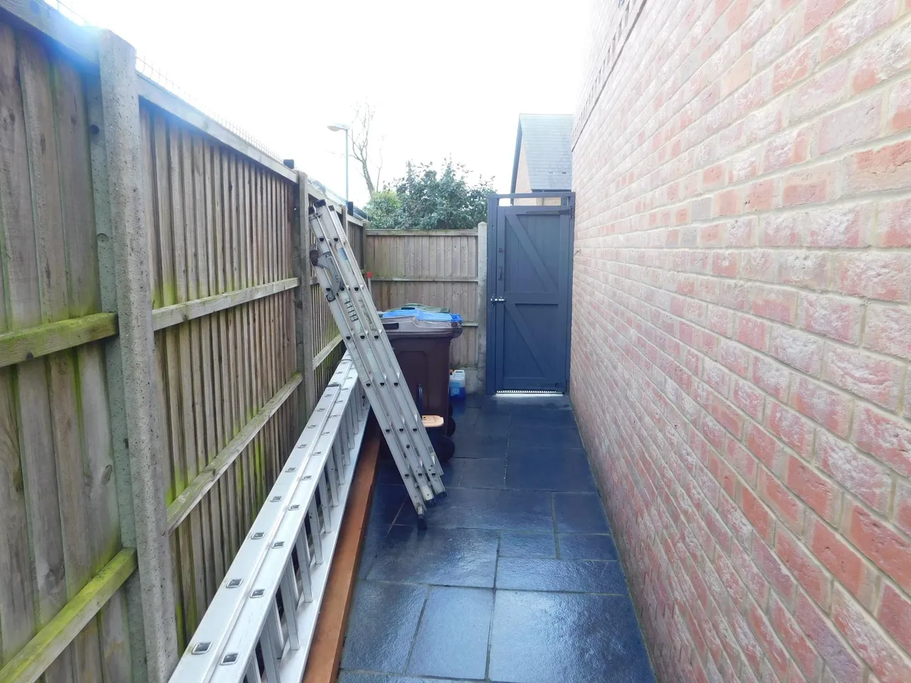 Minster Road, photo 9