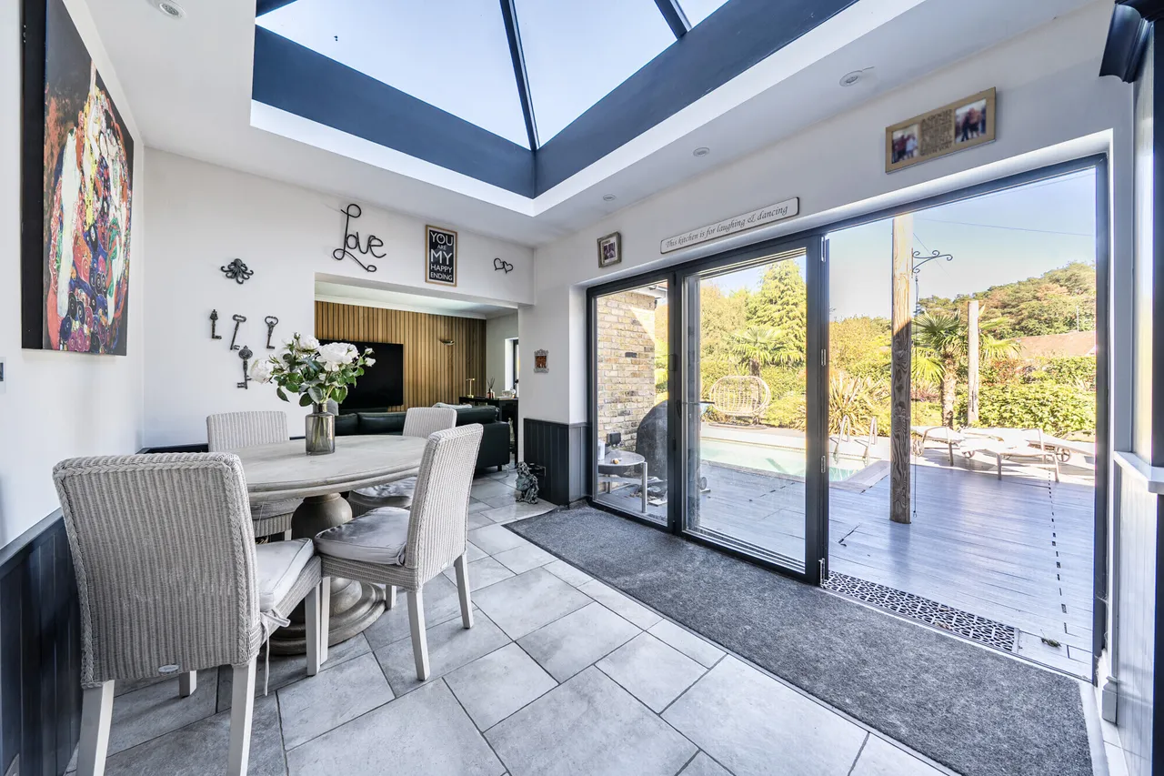 Sandy Lane, Farnham, GU10, photo 11