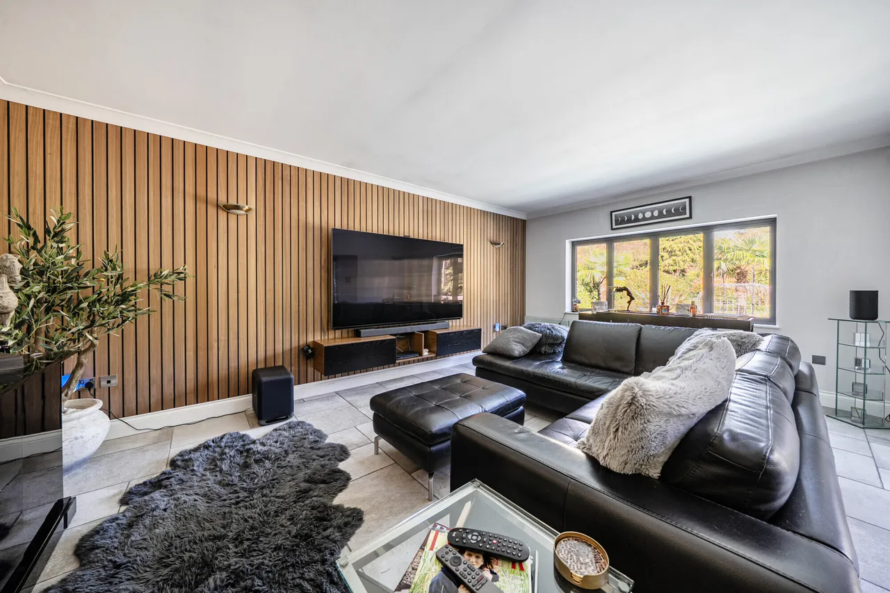 Sandy Lane, Farnham, GU10, photo 2