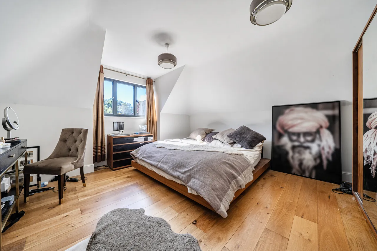 Sandy Lane, Farnham, GU10, photo 17