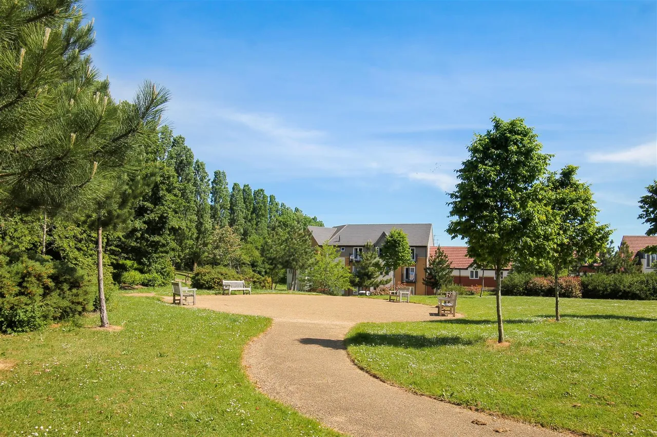 Gyosei Gardens, Willen Park, photo 23