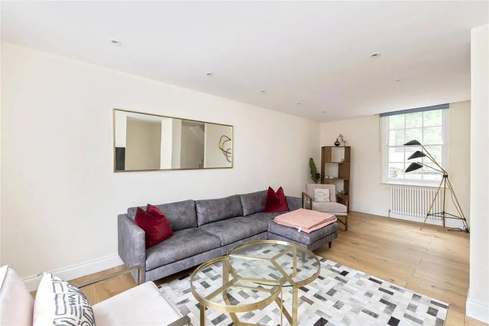 Montpelier Place, Knightsbridge, SW7, photo 2