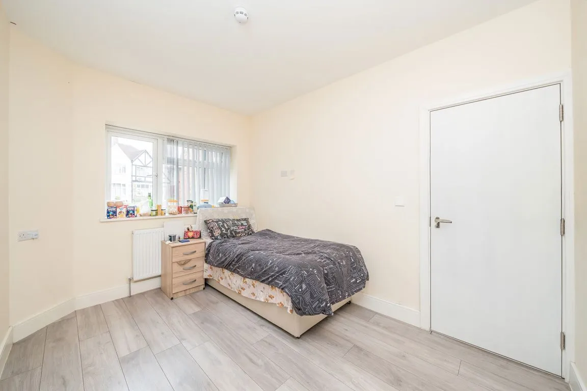 flat to rent, Church Stretton Road, TW3