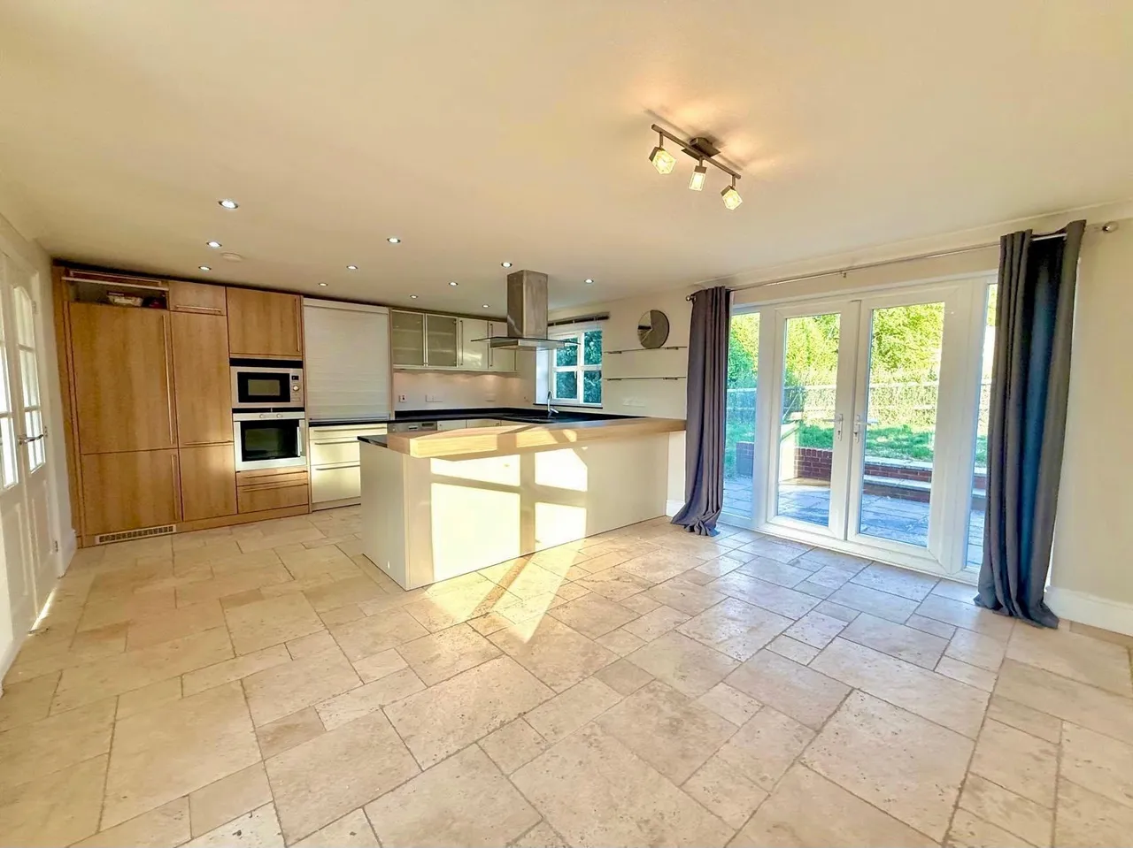 Ashbury, Vale Of White Horse, Oxfordshire, SN6 8LN, photo 13