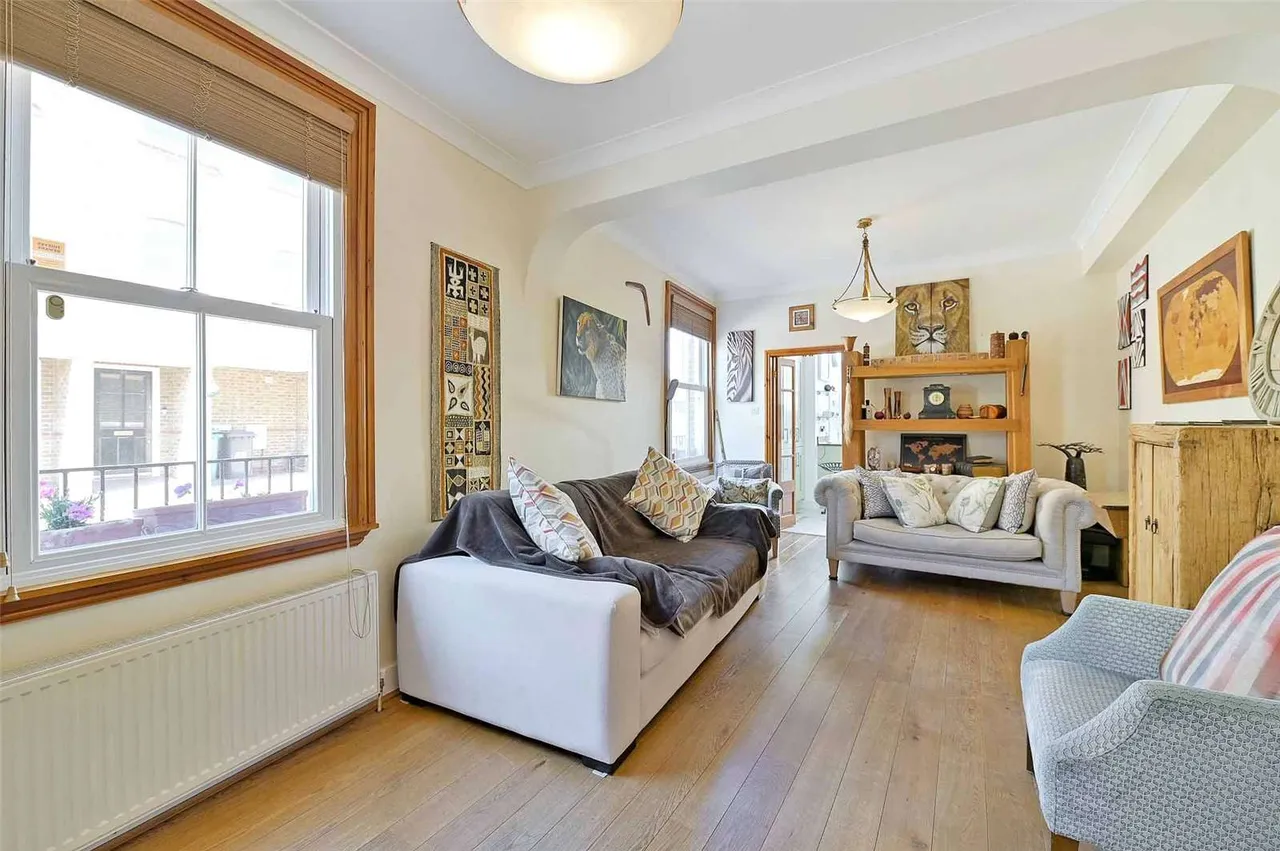 St. Leonards Avenue, Windsor, Berkshire, SL4 1HX, photo 6