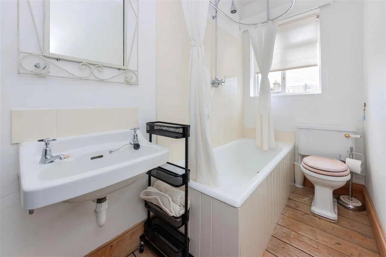 Shirlock Road, Hampstead, NW3, photo 26
