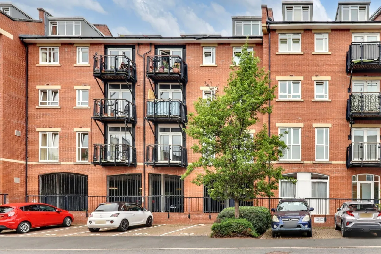 1 bed flat for sale, Mill Green, Congleton, CW12