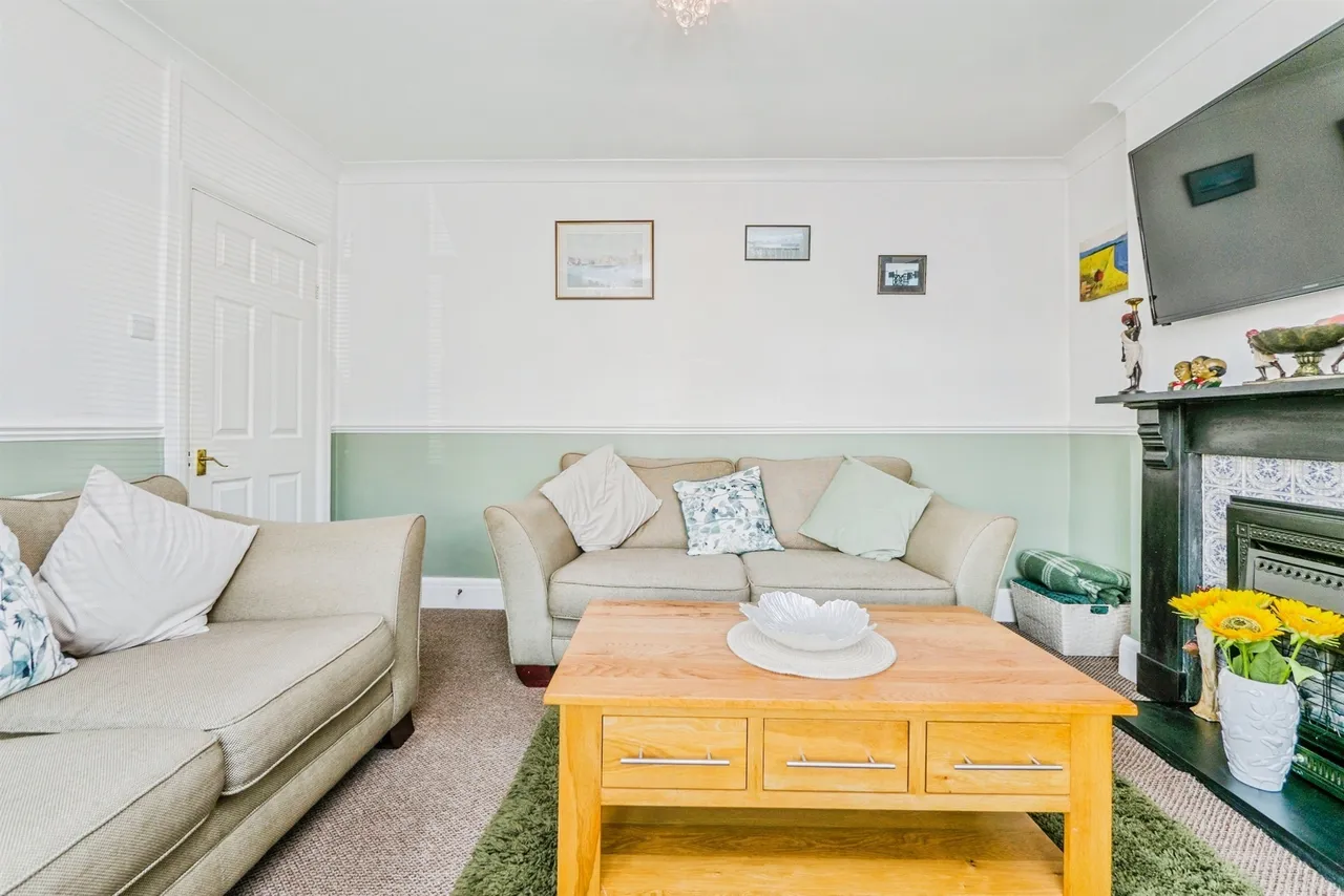 Fairwater Grove East, Cardiff, CF5, photo 19