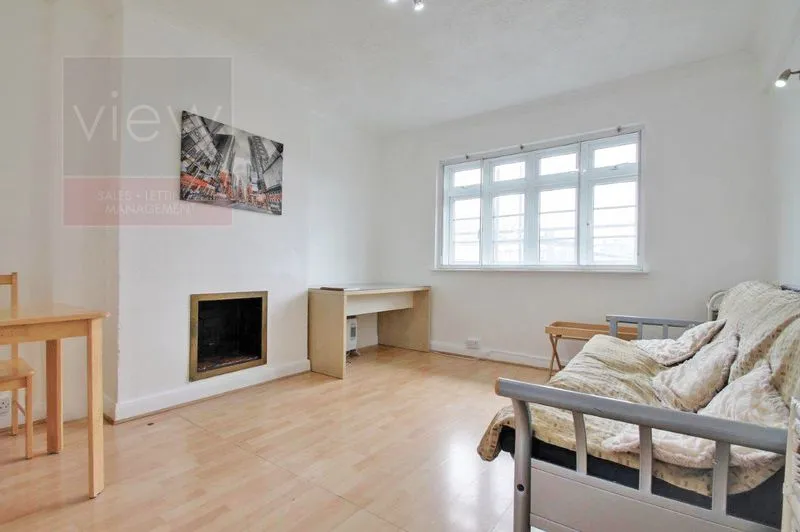 2 bed flat to rent — Hendre Road, London SE1 5NF