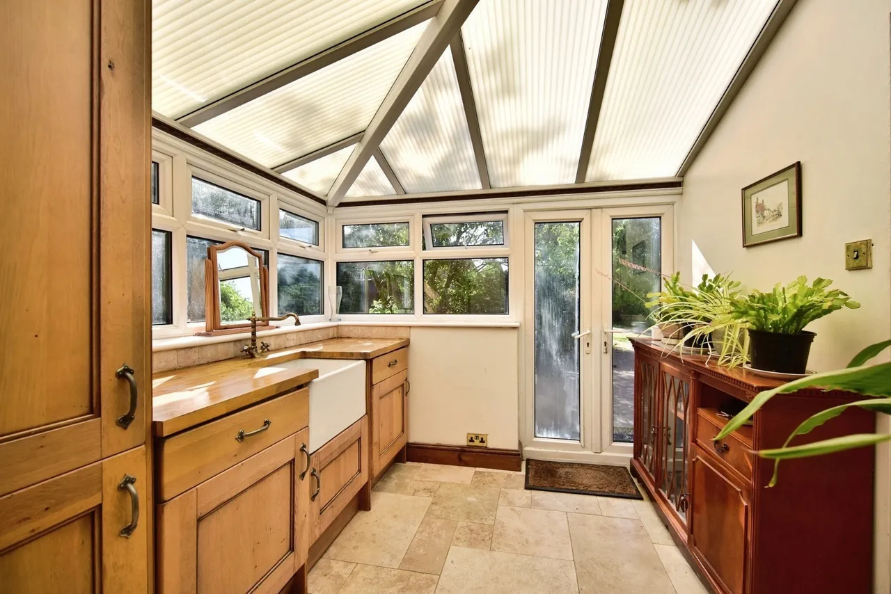 Broadwater Road, West Malling, Kent, ME19, photo 8