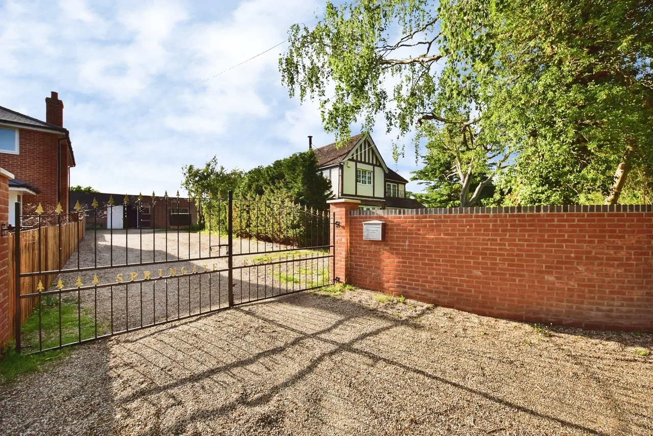 Broadwater Road, West Malling, Kent, ME19, photo 24