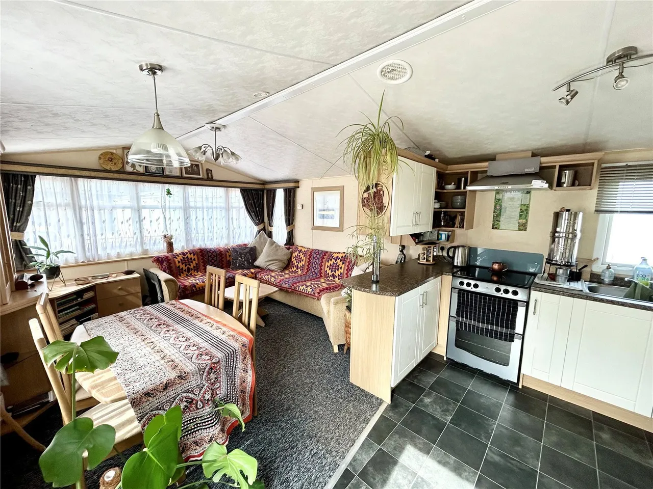 Bradestone Road, Nuneaton, Warwickshire, CV11, photo 2