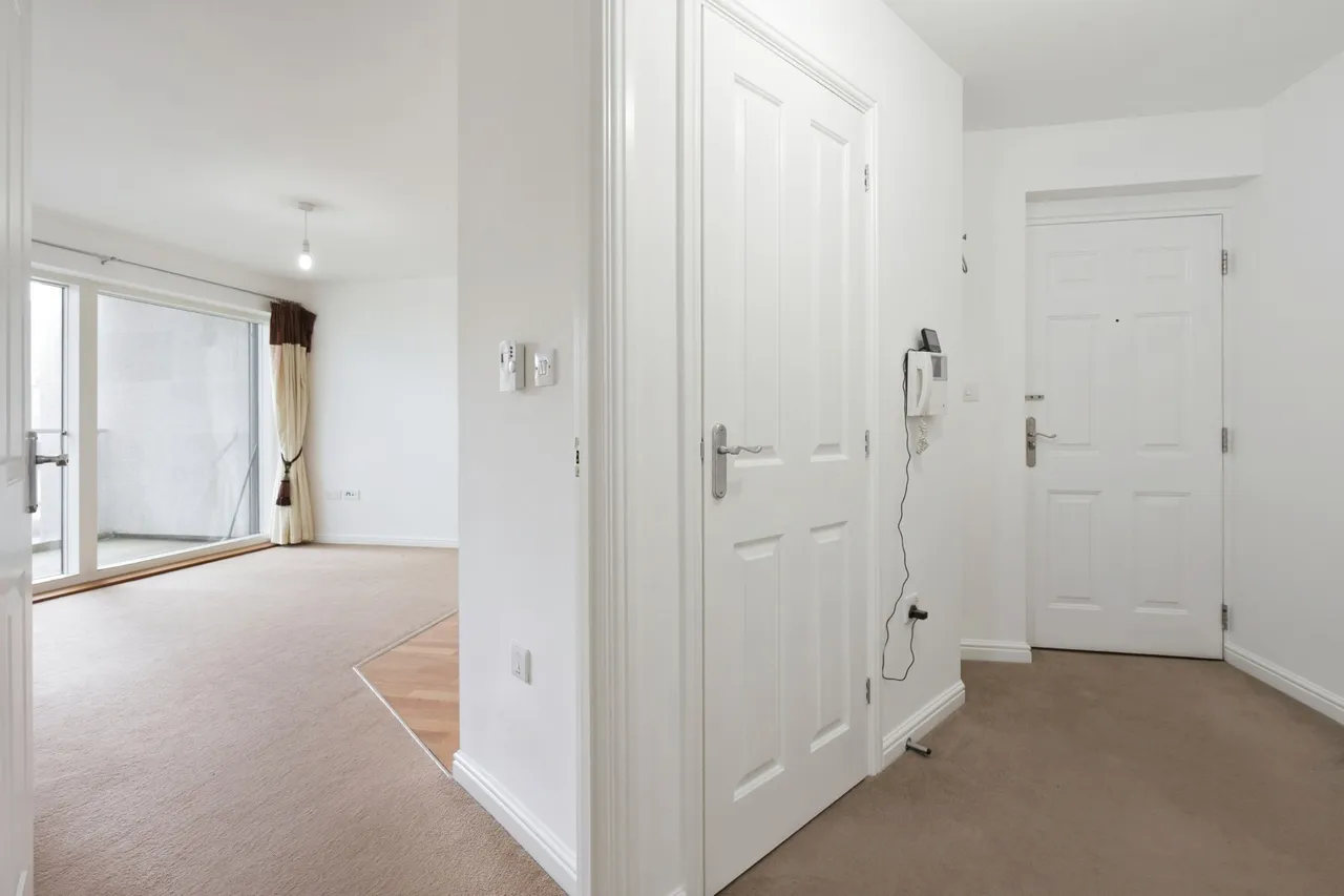 Exeter Street, Plymouth, PL4, photo 8