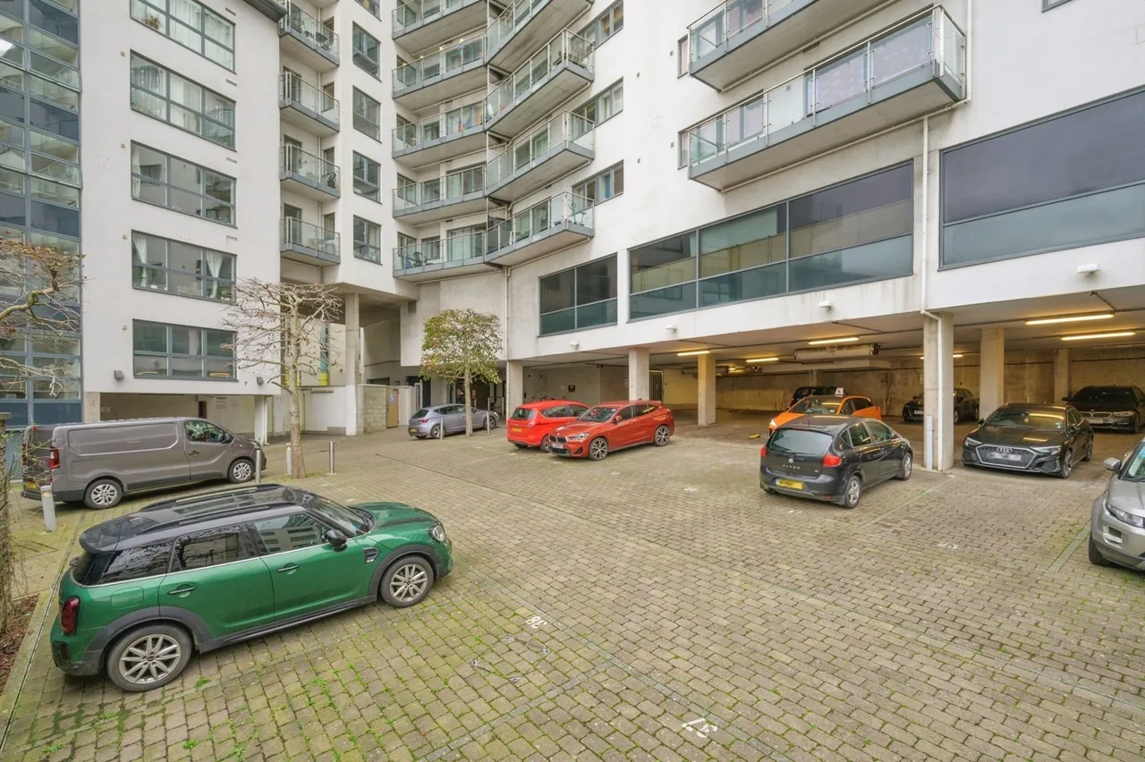 Exeter Street, Plymouth, PL4, photo 14