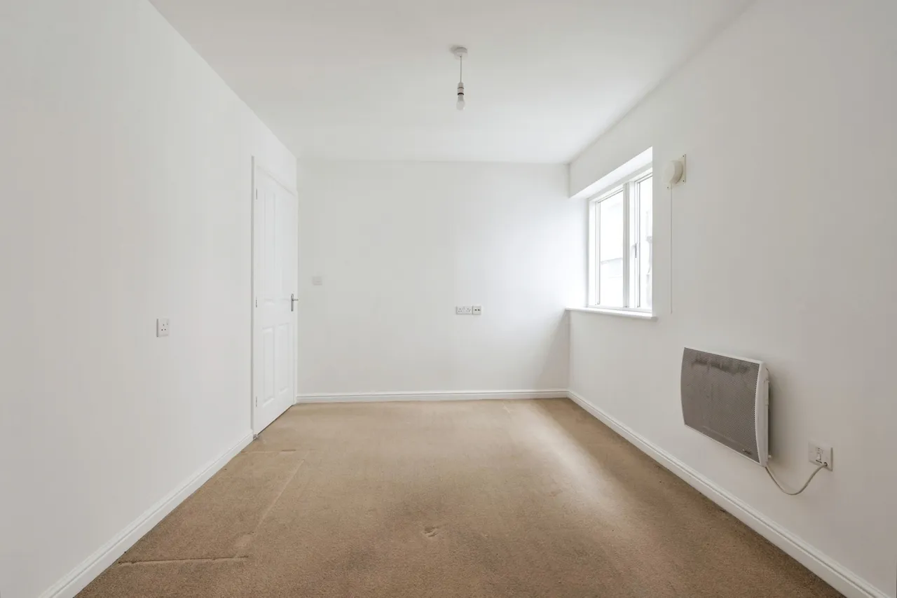 Exeter Street, Plymouth, PL4, photo 9