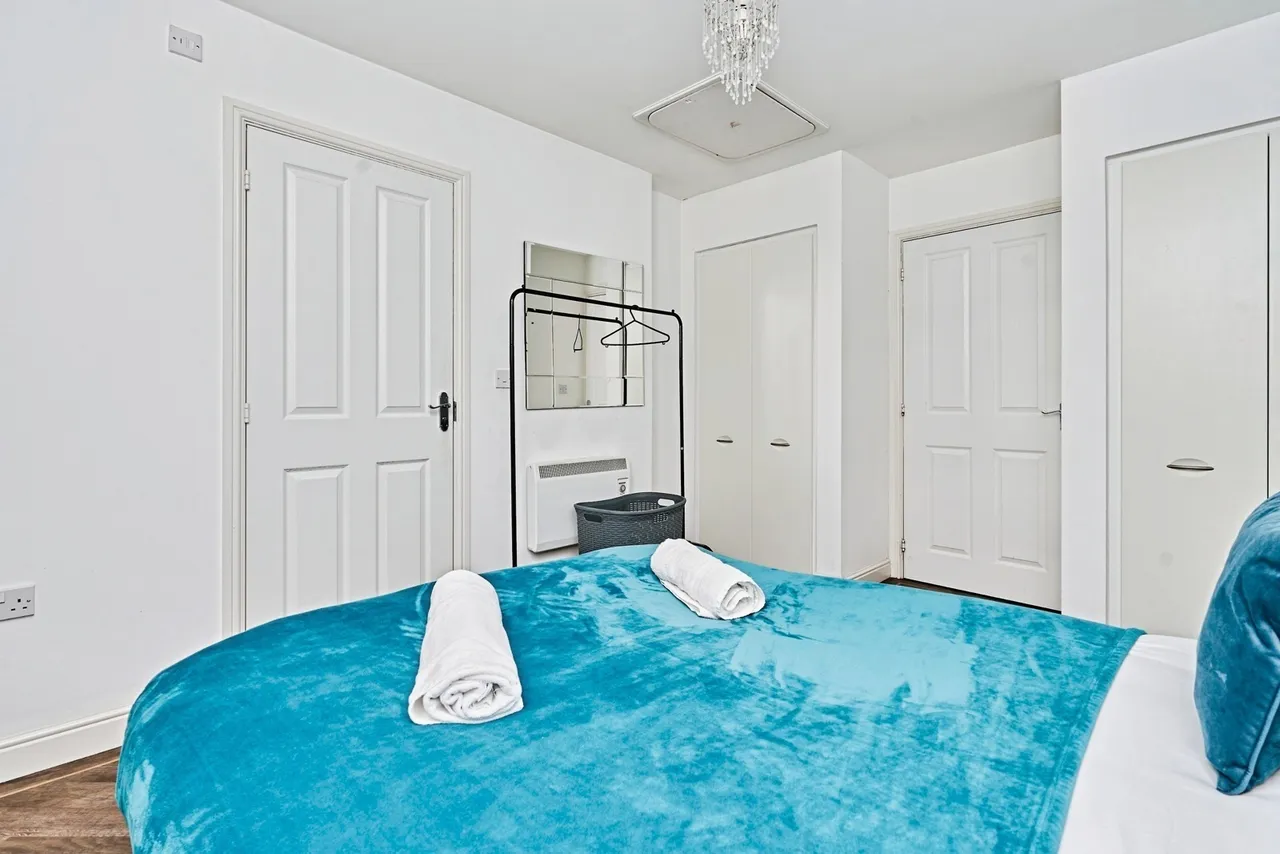 Blue Cedar Drive, Streetly, Sutton Coldfield, West Midlands, B74, photo 11