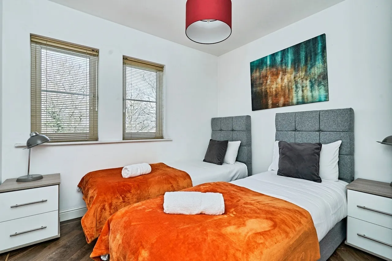 Blue Cedar Drive, Streetly, Sutton Coldfield, West Midlands, B74, photo 15