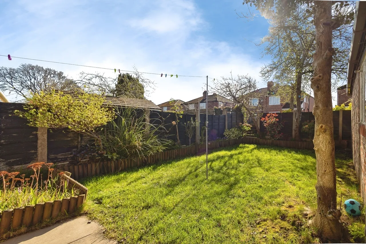 Burnside Drive, Manchester, Greater Manchester, M19, photo 19