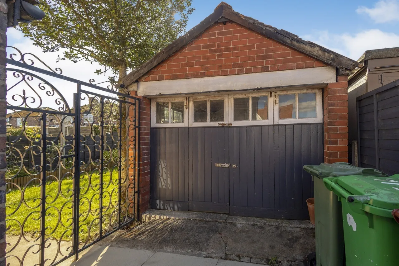 Burnside Drive, Manchester, Greater Manchester, M19, photo 23